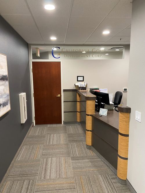 California Gold office with carpet tile flooring